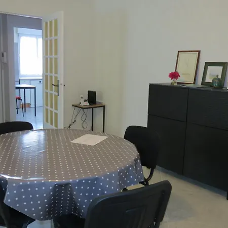 Saint-maurille Coeur D'angers Et Parking Apartament *