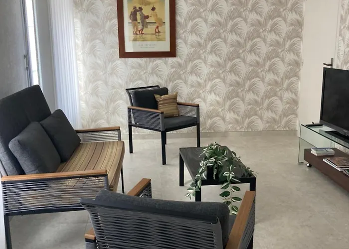 Saint-maurille Coeur D'angers Et Parking * Angers